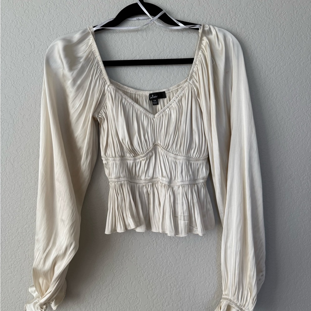 Lulus champagne satin Blouse